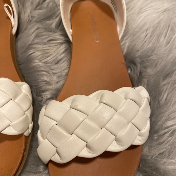 Shoes - Picture 5 of 5